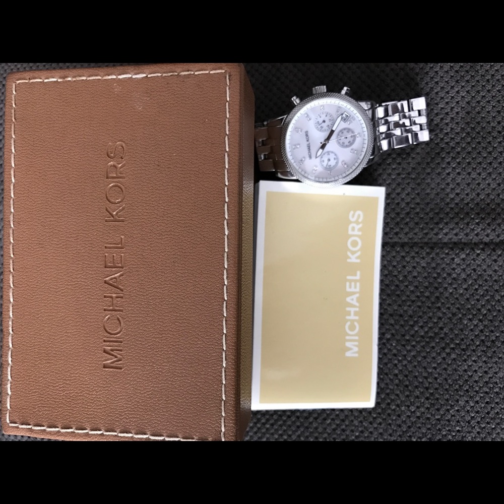COPY - Michael Kors Parker Watch w/bezel diamond crystals - Picture 2 of 2